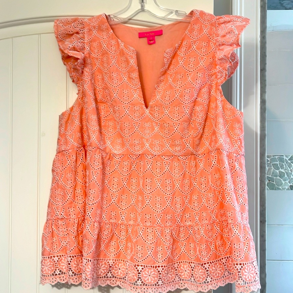 Lilly Pulitzer Keila Top. Peach hyacinth eyelet floral arch style #009558